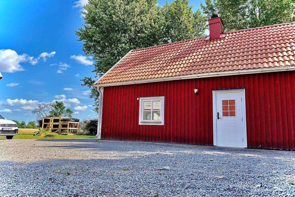 Eget Hus Med Bra Laege Och Toppstandard لينشوبِنغ المظهر الخارجي الصورة
